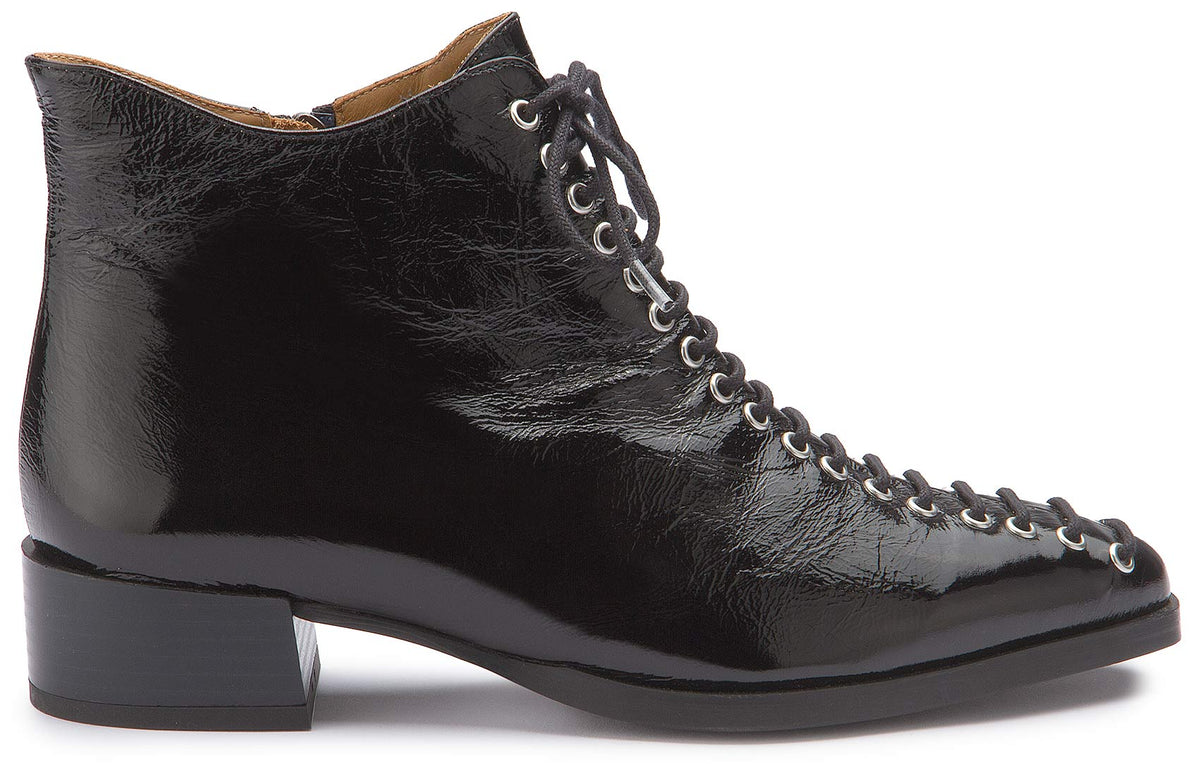 Schnürstiefelette in Schwarz Lackleder – Seitenansicht