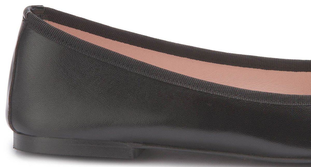Weitere Detailansicht des schwarzen Ballerinas 2705-15