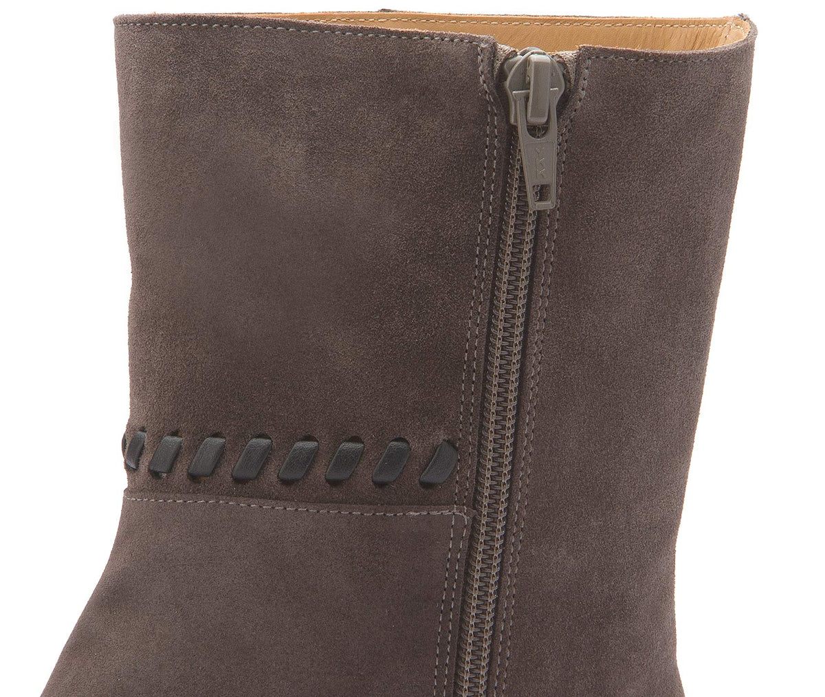 Stiefel in Taupe Rauhleder – Detail Flechtnaht