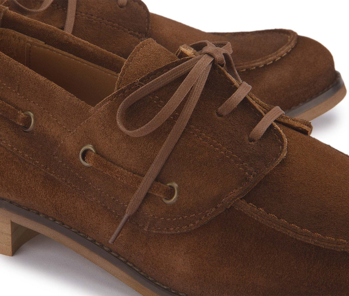 Bootsschuhe in Braun Rauhleder, Detailansicht, Artikel 2605-26