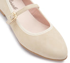 Detailansicht des cremefarbenen Ballerinas 2701-15
