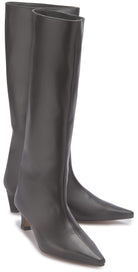 Schwarze Glattleder-Stiefel mit hohem Schaft, Paaransicht