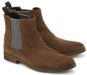 Chelsea-Boots mit seitlichen Stretch-Einsaetzen in Uebergroessen Braun