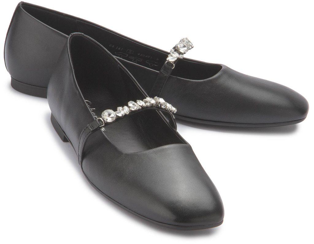 Schöner Ballerina in Schwarz von Gabor. Lederfutter und Obermaterial aus Glattleder garantieren Atmungsaktivität und Komfort Ballerina in Übergrößen