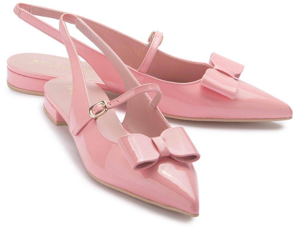 Gefertigt aus edlem Lackleder, bietet dieser Sling von Pretty Ballerinas langanhaltenden Tragekomfort Pretty Ballerina in Übergrößen