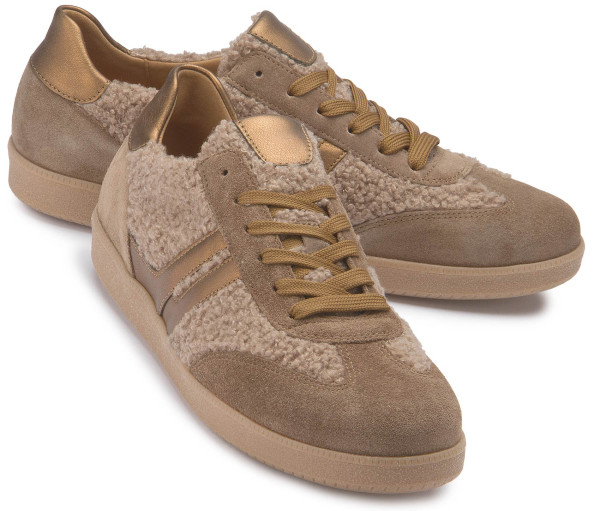 Oversized sneaker: 3189-25