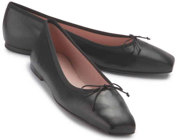 Pretty ballerina in plus sizes: 1011-25