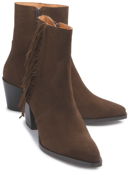 Moccasin in undersizes: 2146-25