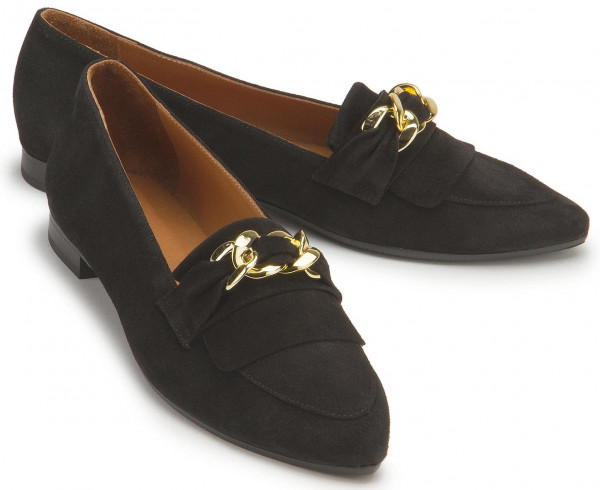 Loafers in oversizes: 2921-22