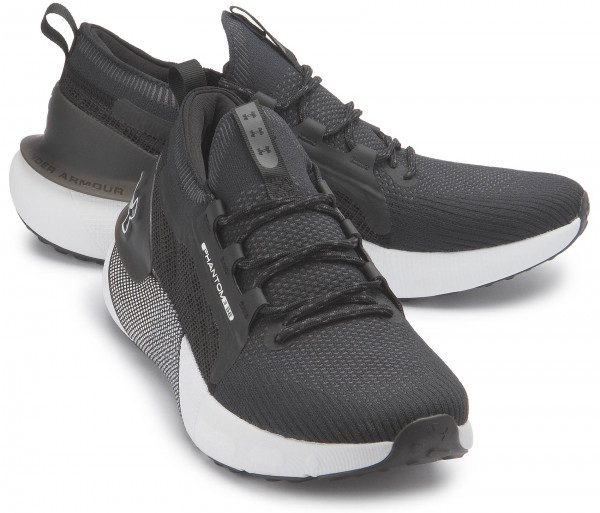 Under Armour sneaker in plus sizes: 8619-14