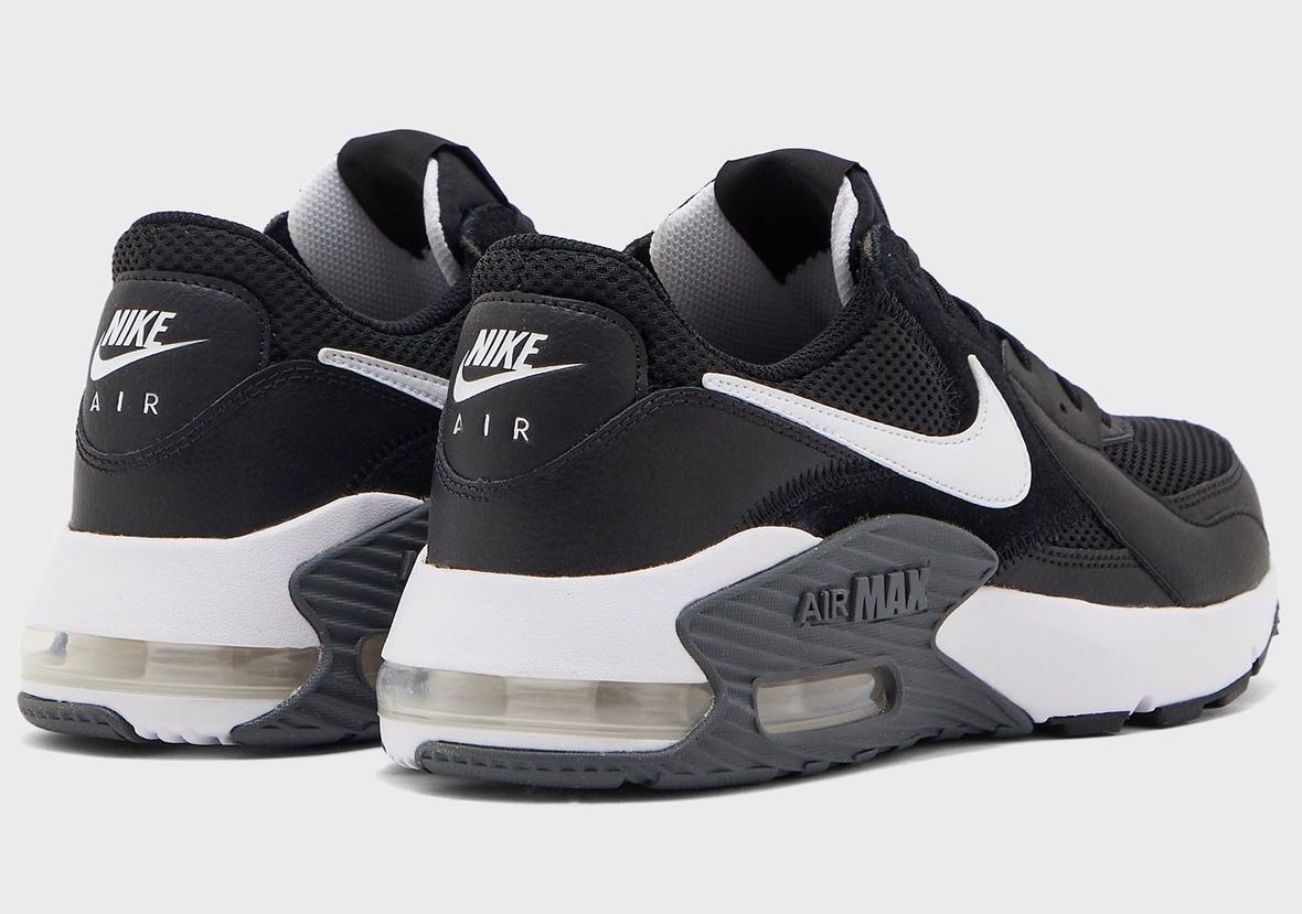 Nike Air Max Excee in Oversize