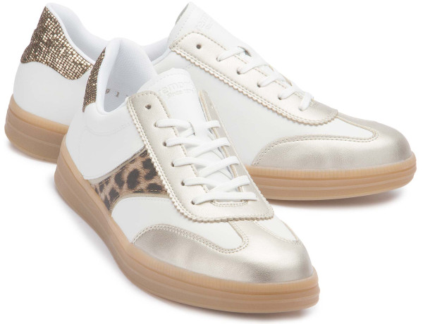 Sneakers in large sizes: 3638-16