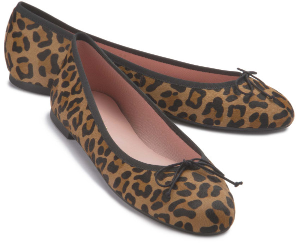 Pretty ballerina in plus sizes: 1020-25