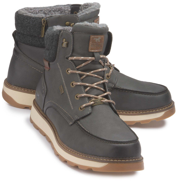 Lace-up boot in plus sizes: 7213-25