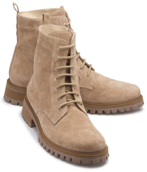 Lace up boot in oversize: 4668-23