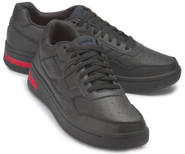 Under Armour sneaker in plus sizes: 8616-25