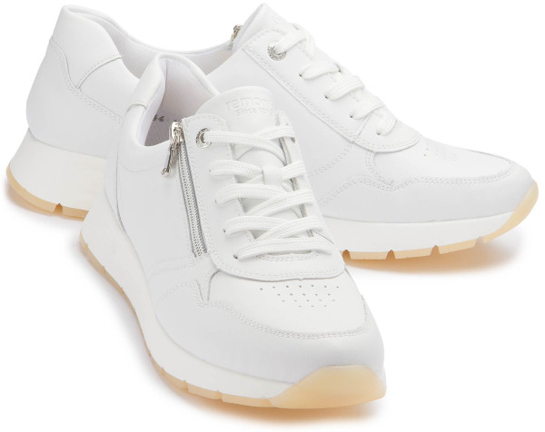 Oversized sneakers: 3515-15