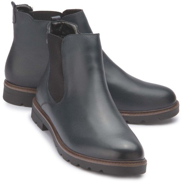 Chelsea boot in plus sizes: 3623-25