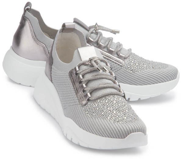 Oversized sneakers: 3013-15