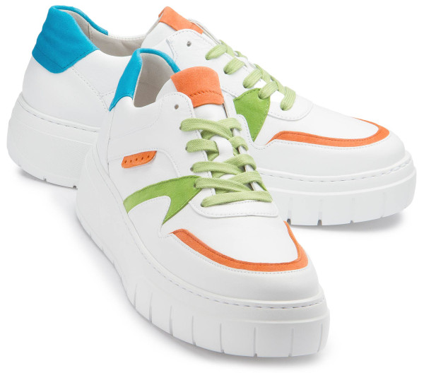 Oversized sneaker: 3047-15