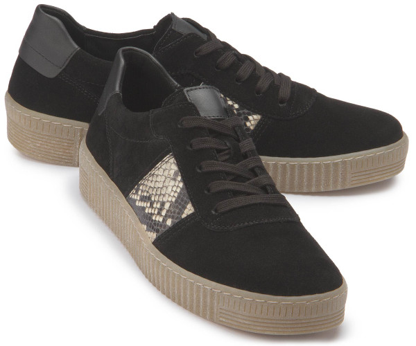 Oversized sneaker: 3198-25