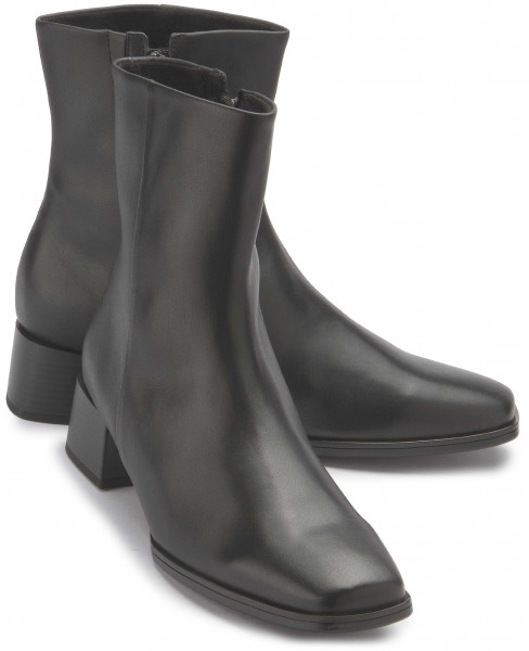 Ankle boot in oversize: 3030-23