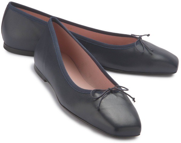 Pretty Ballerina in plus sizes: 1005-25