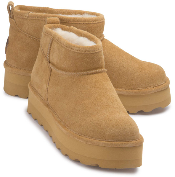 Lambskin boot in plus sizes: 5200-25