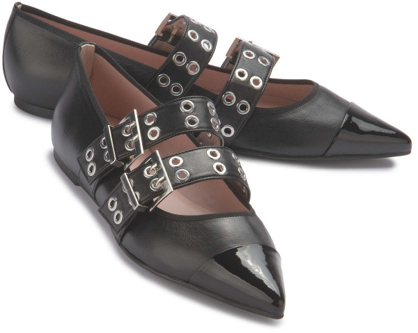 Pretty ballerina in plus sizes: 1016-25